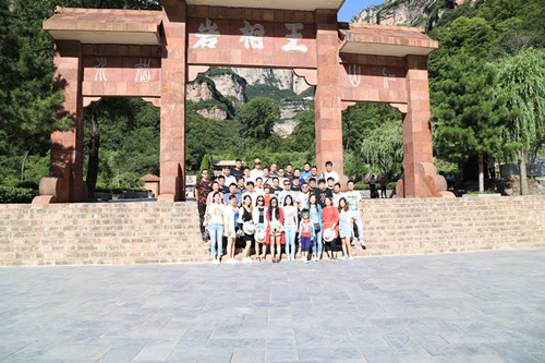 598047df2bab3.jpg 河南旅游2.jpg
